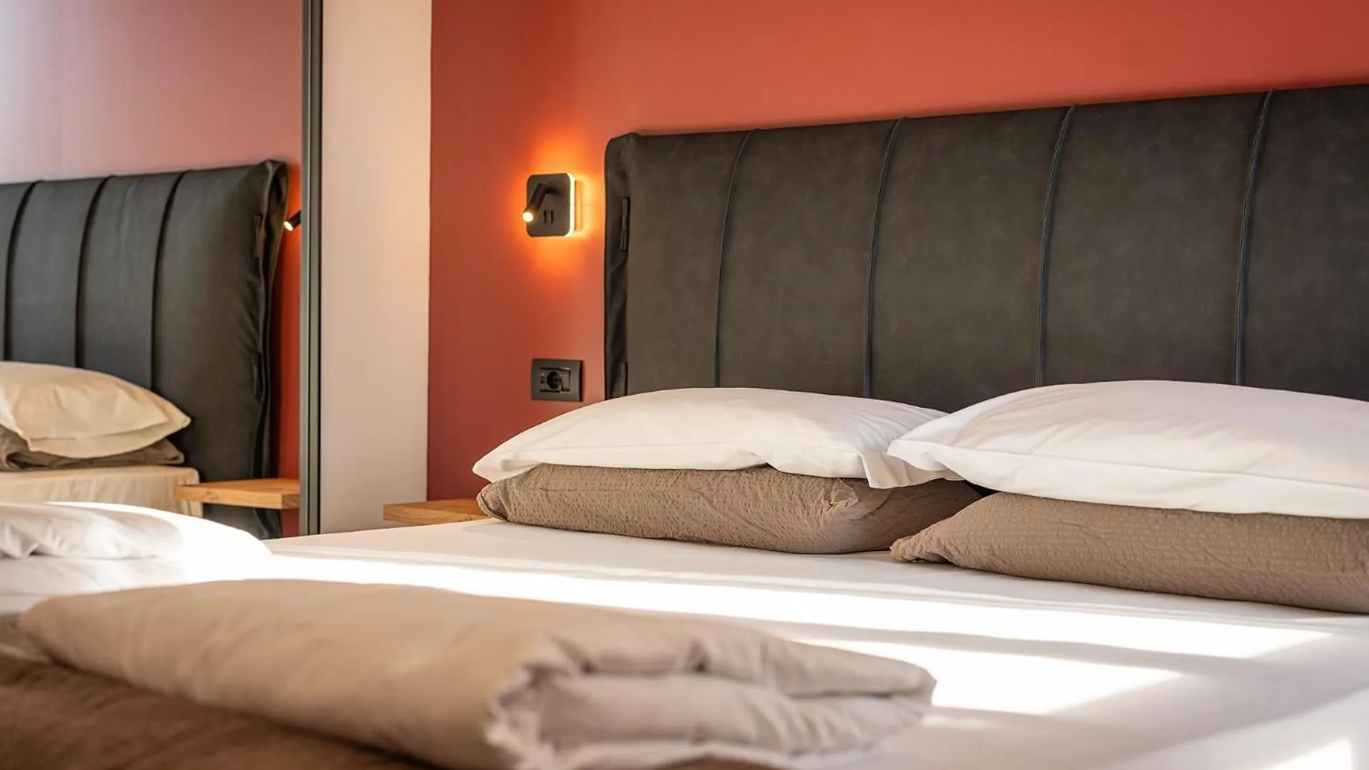 Hotel Lago Di Garda Μαλτσεζίνε