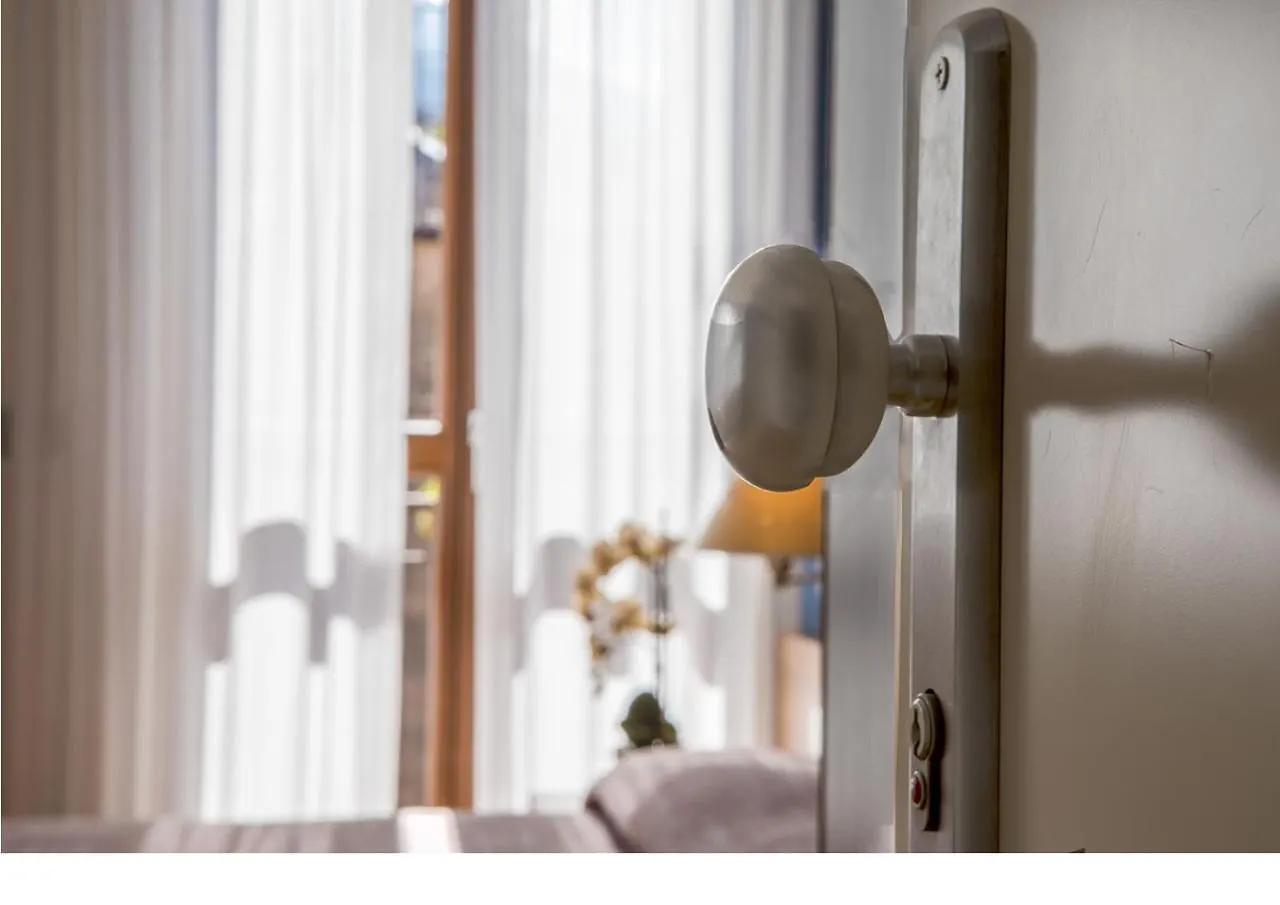 Hotel Lago Di Garda Μαλτσεζίνε 3*,