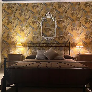 Bed and breakfast La Dimora Di Vesta **